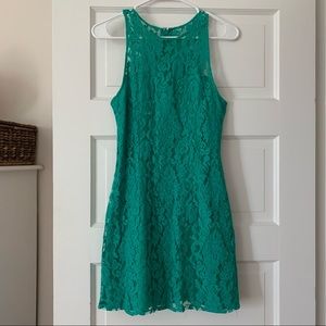 BB Dakota green lace dress